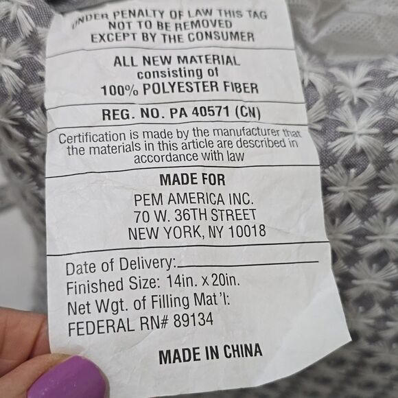 FRYE Decorative Embroidery Pillow Quilt Set gray & white - Picture 7 of 7